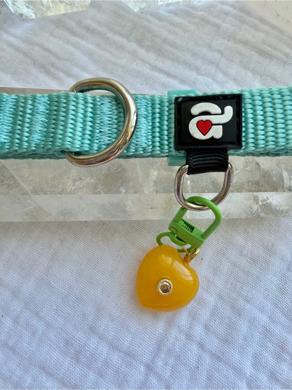 Citrine Crystal Pet Collar with Decorative Gemstone 💎 Heart Shaped Charm.